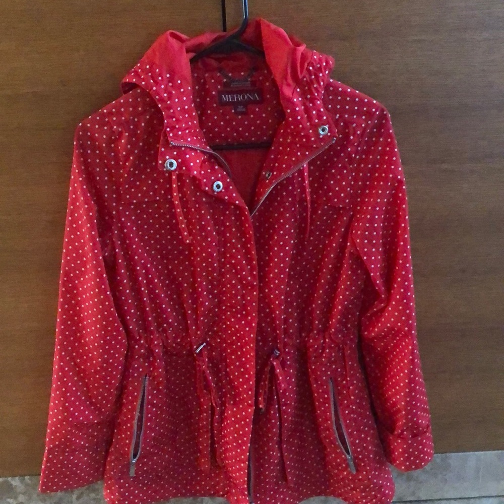 Adorable Water Resistant Light Jacket~Small